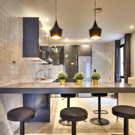 Apolo En Madrid Apartment Exterior photo