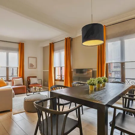 Apolo En Madrid Apartment Exterior photo