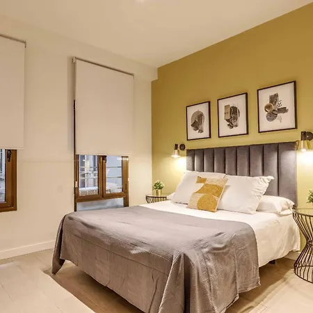 Apolo En Madrid Apartment Exterior photo