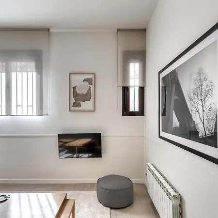 Apolo En Madrid Apartment Exterior photo
