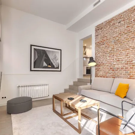Apolo En Madrid Apartment Exterior photo