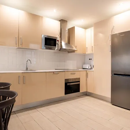 Apolo En Madrid Apartment Exterior photo