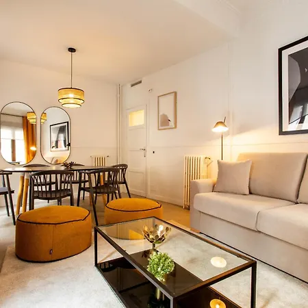 Apolo En Madrid Apartment Exterior photo