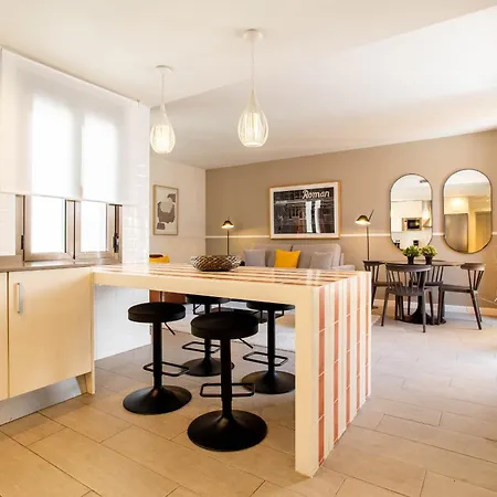 Apolo En Madrid Apartment Exterior photo