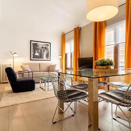 Apolo En Madrid Apartment Exterior photo