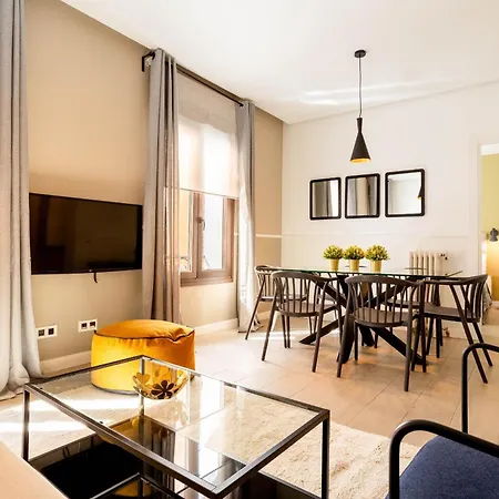 Apolo En Madrid Apartment Exterior photo