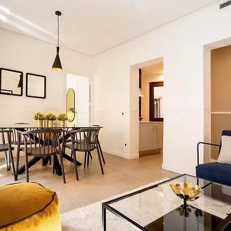 Apolo En Madrid Apartment Exterior photo